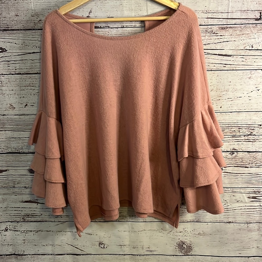 Pink blouse by Iris